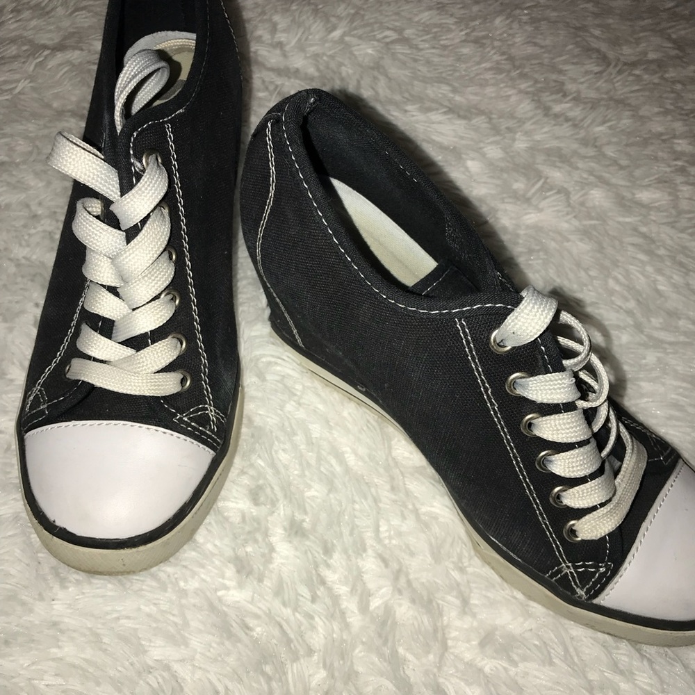 so wedge sneakers